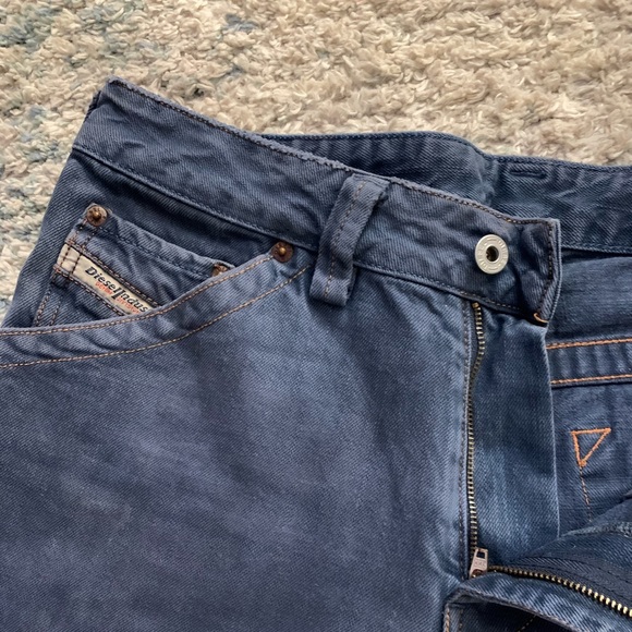 Diesel Men’s Jeans Excellent Condition - Picture 2 of 4